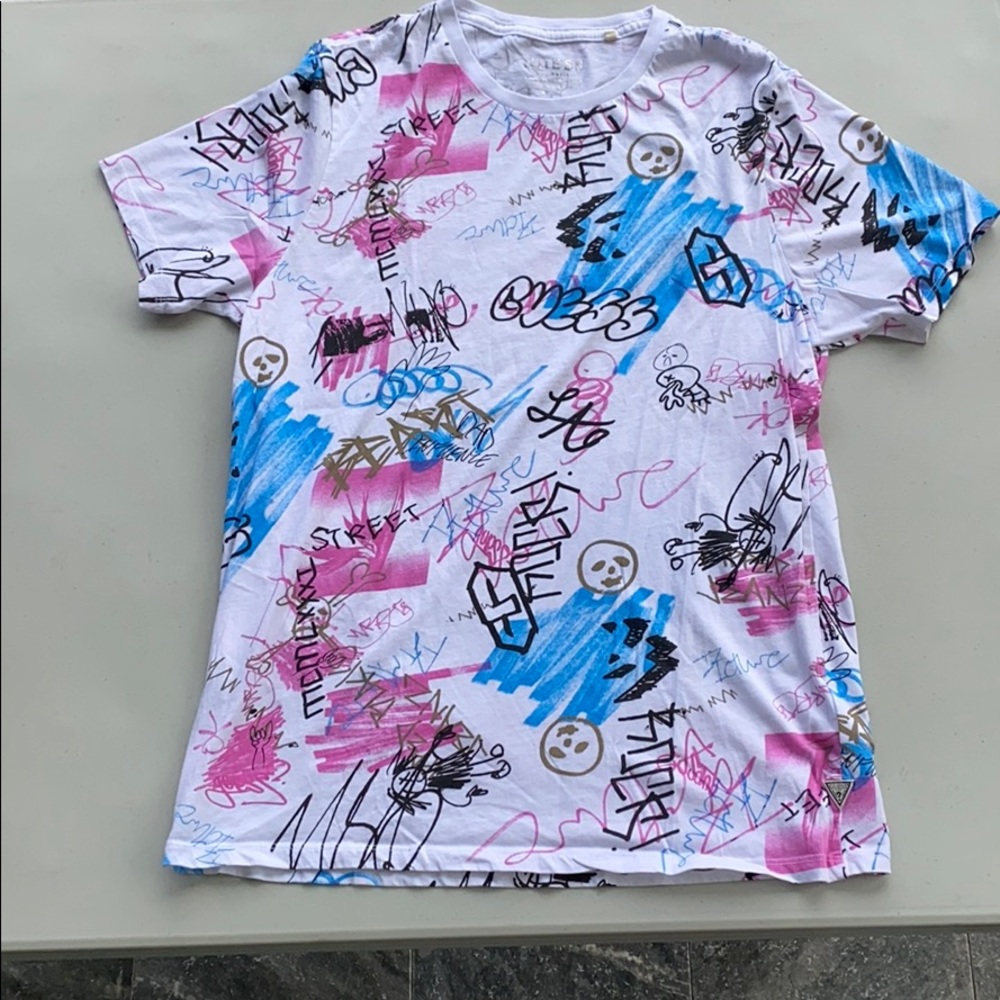 Men’s Guess T-shirt